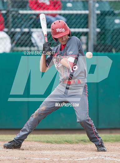 null - Photo 01