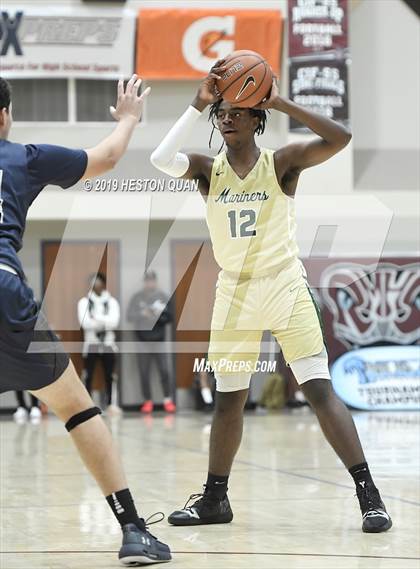 Thumbnail 3 in Moreau Catholic vs. Pinnacle (Rancho Mirage Holiday Invitational) photogallery.