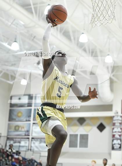Thumbnail 3 in Moreau Catholic vs. Pinnacle (Rancho Mirage Holiday Invitational) photogallery.