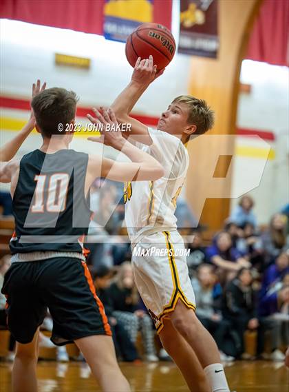 Thumbnail 1 in JV: Mammoth vs. Douglas (Whittell Tournament) photogallery.