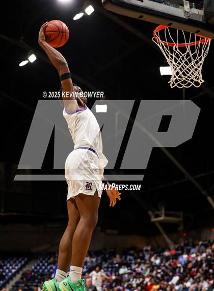 Thumbnail 2 in Olentangy Liberty vs Reynoldsburg (OHSAA D1 Regional Championship) photogallery.