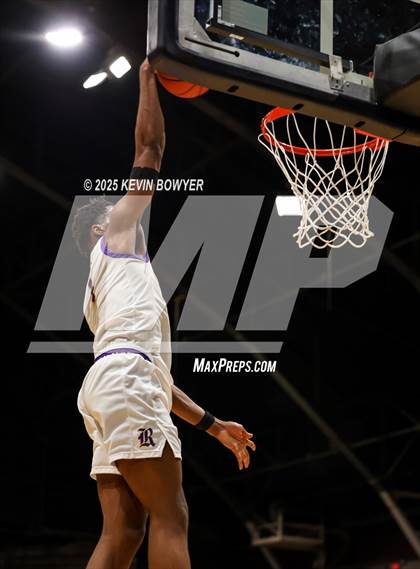 Thumbnail 3 in Olentangy Liberty vs Reynoldsburg (OHSAA D1 Regional Championship) photogallery.