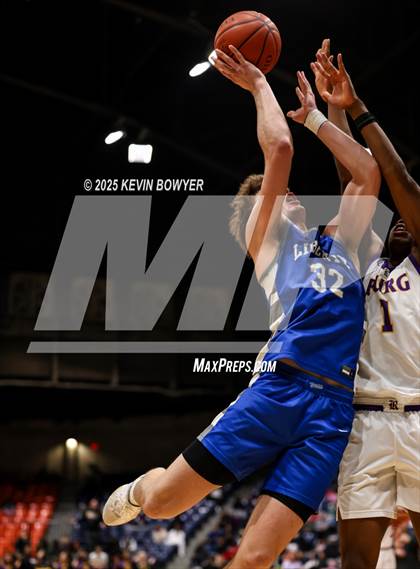 Thumbnail 1 in Olentangy Liberty vs Reynoldsburg (OHSAA D1 Regional Championship) photogallery.