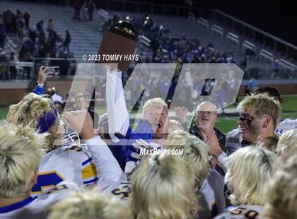 Thumbnail 1 in Paradise vs. Brock (UIL Class 3A D1 Region Final) photogallery.