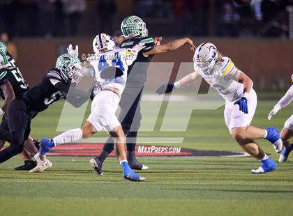 Thumbnail 1 in Paradise vs. Brock (UIL Class 3A D1 Region Final) photogallery.