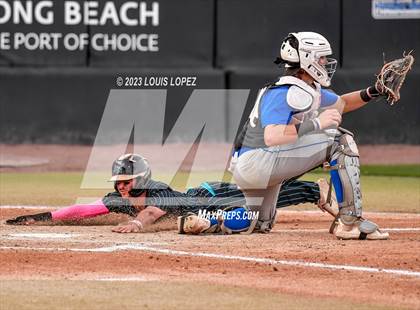 Thumbnail 3 in Aliso Niguel vs. San Marcos (CIF SS DIV 3 Championship Final) photogallery.