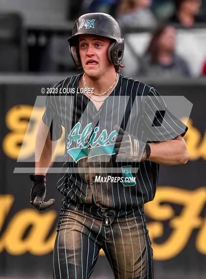 Thumbnail 3 in Aliso Niguel vs. San Marcos (CIF SS DIV 3 Championship Final) photogallery.