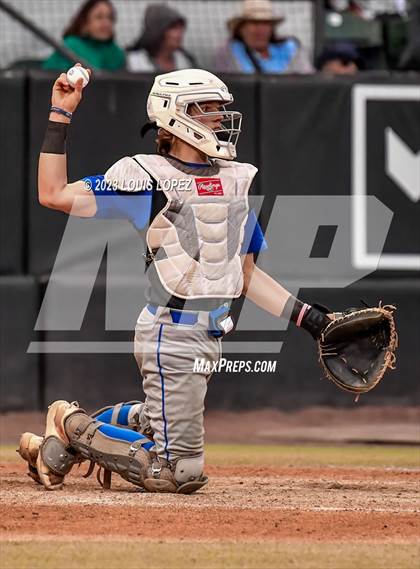 Thumbnail 1 in Aliso Niguel vs. San Marcos (CIF SS DIV 3 Championship Final) photogallery.