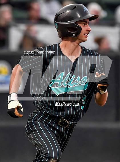 Thumbnail 2 in Aliso Niguel vs. San Marcos (CIF SS DIV 3 Championship Final) photogallery.