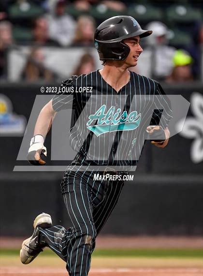 Thumbnail 3 in Aliso Niguel vs. San Marcos (CIF SS DIV 3 Championship Final) photogallery.