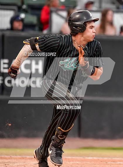 Thumbnail 2 in Aliso Niguel vs. San Marcos (CIF SS DIV 3 Championship Final) photogallery.