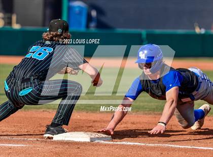 Thumbnail 3 in Aliso Niguel vs. San Marcos (CIF SS DIV 3 Championship Final) photogallery.