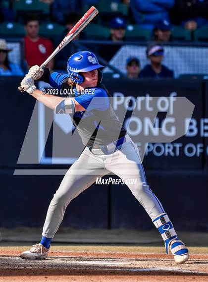 Thumbnail 2 in Aliso Niguel vs. San Marcos (CIF SS DIV 3 Championship Final) photogallery.