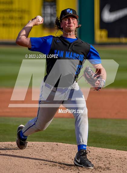 Thumbnail 3 in Aliso Niguel vs. San Marcos (CIF SS DIV 3 Championship Final) photogallery.