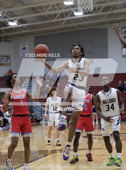 Thumbnail 2 in Fort Wayne Wayne vs. New Haven photogallery.