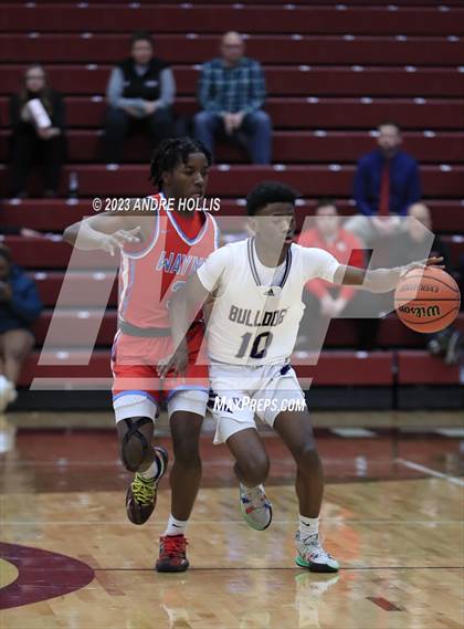 Thumbnail 3 in Fort Wayne Wayne vs. New Haven photogallery.