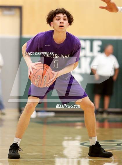 Thumbnail 2 in De La Salle vs. College Park (CIF NCS D1 Playoffs) photogallery.