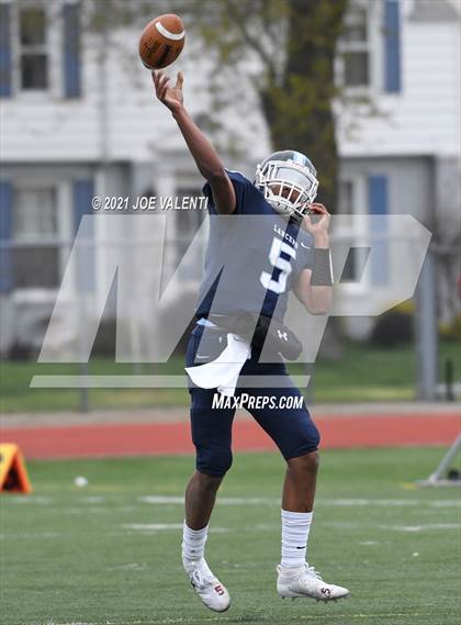 Thumbnail 3 in St. Mary's vs. Salamanca photogallery.