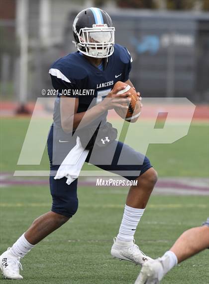 Thumbnail 3 in St. Mary's vs. Salamanca photogallery.