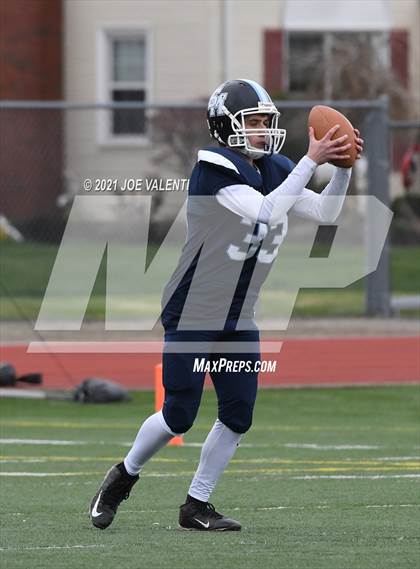 Thumbnail 3 in St. Mary's vs. Salamanca photogallery.