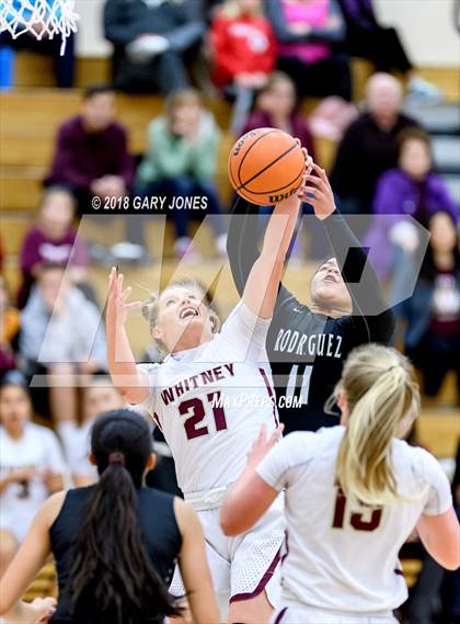 Thumbnail 3 in Whitney vs. Rodriguez photogallery.