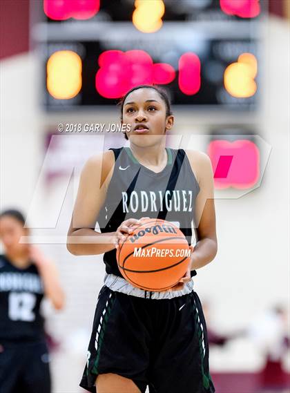 Thumbnail 3 in Whitney vs. Rodriguez photogallery.