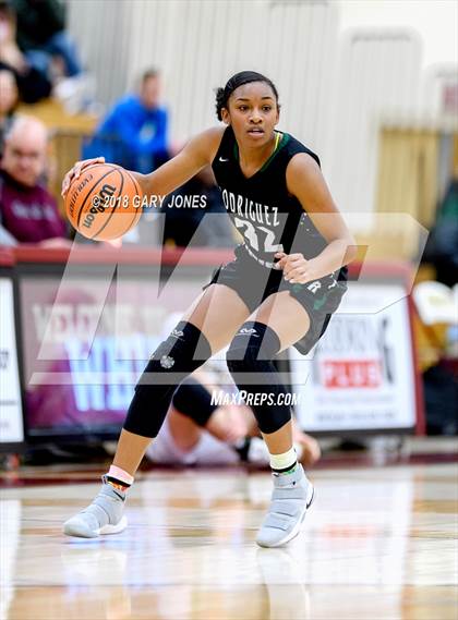 Thumbnail 3 in Whitney vs. Rodriguez photogallery.