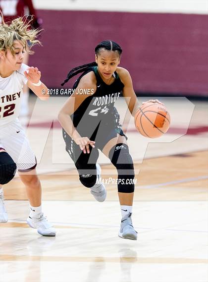 Thumbnail 3 in Whitney vs. Rodriguez photogallery.
