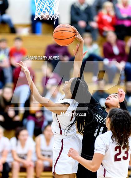 Thumbnail 1 in Whitney vs. Rodriguez photogallery.