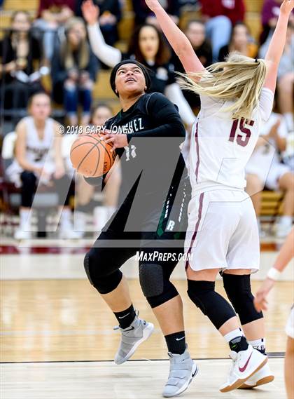 Thumbnail 3 in Whitney vs. Rodriguez photogallery.