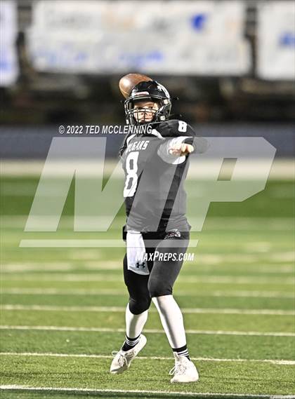 Thumbnail 3 in Izard County vs. Rector (AAA 8 Man Final) photogallery.