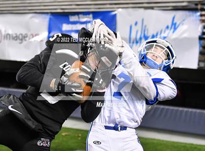 Thumbnail 3 in Izard County vs. Rector (AAA 8 Man Final) photogallery.