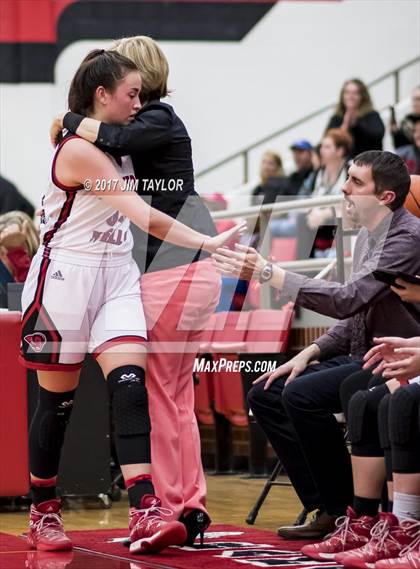 Thumbnail 3 in Glen Rose @ Mineral Wells (UIL 4A Bi-District Playoff) photogallery.