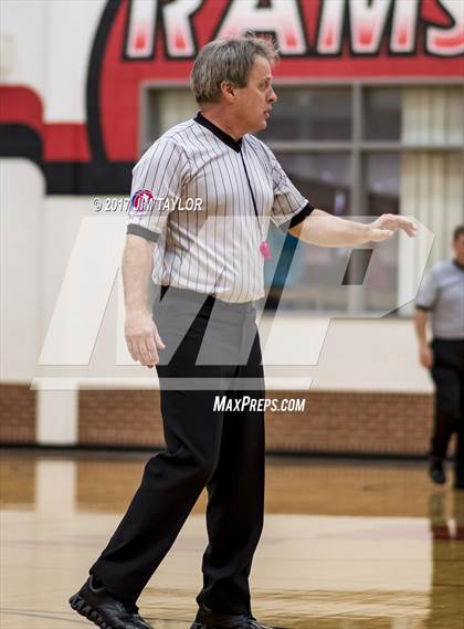 Thumbnail 1 in Glen Rose @ Mineral Wells (UIL 4A Bi-District Playoff) photogallery.