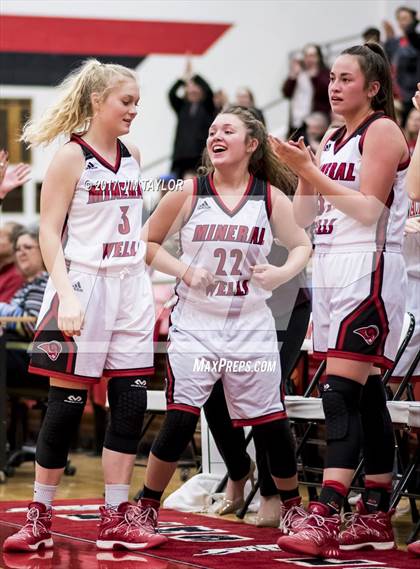 Thumbnail 1 in Glen Rose @ Mineral Wells (UIL 4A Bi-District Playoff) photogallery.