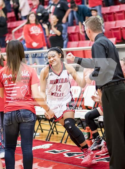 Thumbnail 3 in Glen Rose @ Mineral Wells (UIL 4A Bi-District Playoff) photogallery.