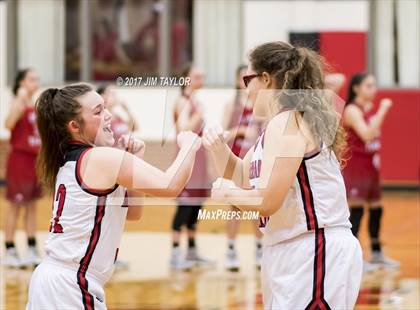 Thumbnail 3 in Glen Rose @ Mineral Wells (UIL 4A Bi-District Playoff) photogallery.