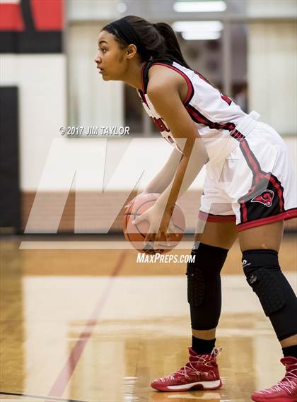Thumbnail 3 in Glen Rose @ Mineral Wells (UIL 4A Bi-District Playoff) photogallery.