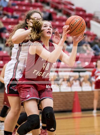 Thumbnail 2 in Glen Rose @ Mineral Wells (UIL 4A Bi-District Playoff) photogallery.