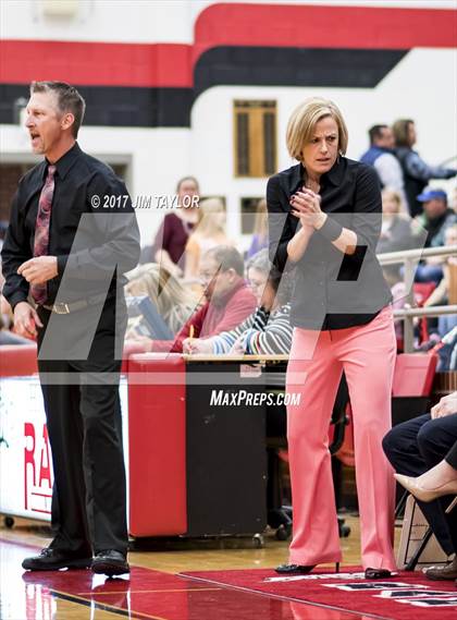 Thumbnail 3 in Glen Rose @ Mineral Wells (UIL 4A Bi-District Playoff) photogallery.