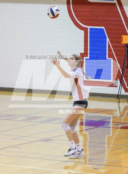 Thumbnail 2 in Queen Creek vs Mountain View (AIA 6A Round 1 Playoff)  photogallery.