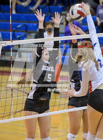 Thumbnail 2 in Queen Creek vs Mountain View (AIA 6A Round 1 Playoff)  photogallery.