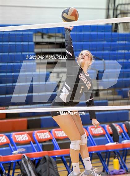 Thumbnail 1 in Queen Creek vs Mountain View (AIA 6A Round 1 Playoff)  photogallery.