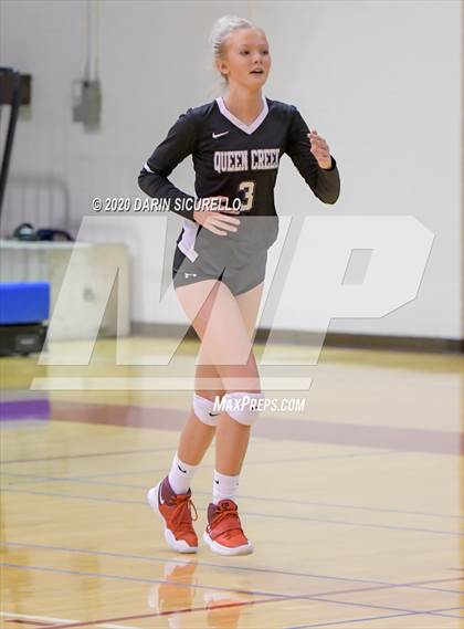 Thumbnail 3 in Queen Creek vs Mountain View (AIA 6A Round 1 Playoff)  photogallery.