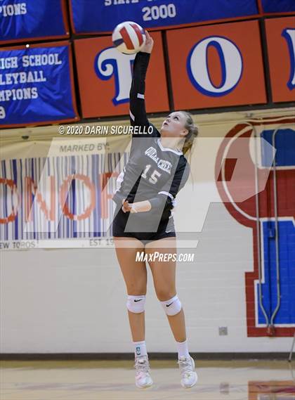Thumbnail 2 in Queen Creek vs Mountain View (AIA 6A Round 1 Playoff)  photogallery.