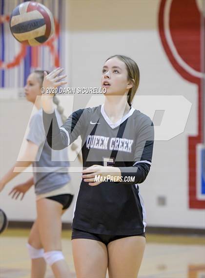 Thumbnail 3 in Queen Creek vs Mountain View (AIA 6A Round 1 Playoff)  photogallery.
