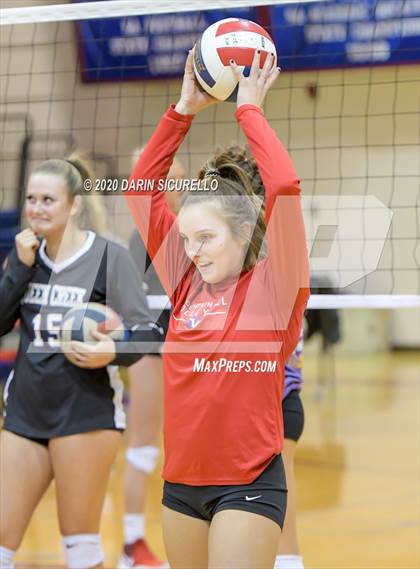 Thumbnail 3 in Queen Creek vs Mountain View (AIA 6A Round 1 Playoff)  photogallery.