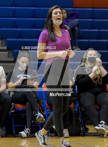 Thumbnail 2 in Queen Creek vs Mountain View (AIA 6A Round 1 Playoff)  photogallery.
