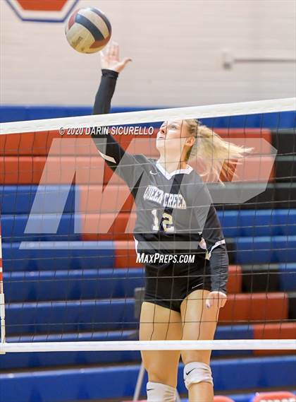 Thumbnail 2 in Queen Creek vs Mountain View (AIA 6A Round 1 Playoff)  photogallery.