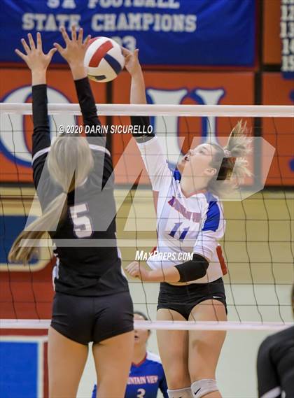 Thumbnail 2 in Queen Creek vs Mountain View (AIA 6A Round 1 Playoff)  photogallery.